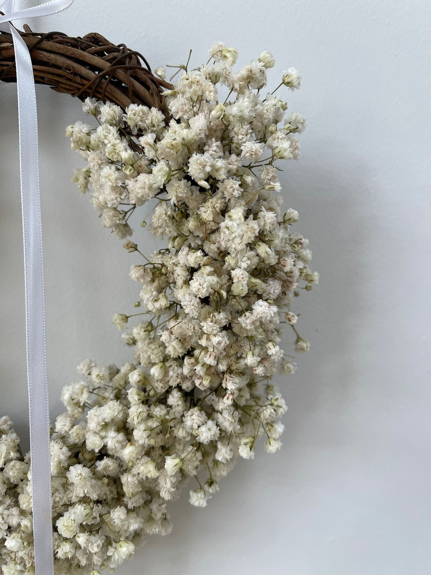 Gypsophilia Vine Wreath